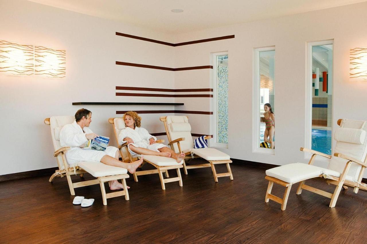Resort Dorfhotel Boltenhagen Boltenhagen Dış mekan fotoğraf