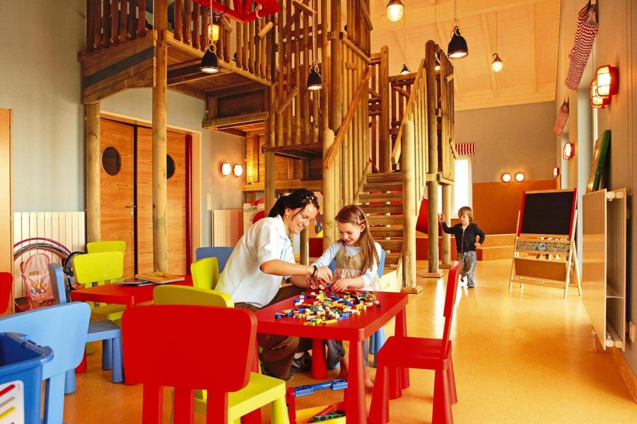 Resort Dorfhotel Boltenhagen Boltenhagen Dış mekan fotoğraf